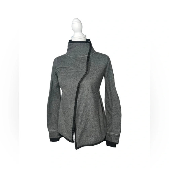 Ivivva by Lululemon Girls   Warm Snap Front Wrap Jacket  Black Gray | Sz 10 - Picture 1 of 6